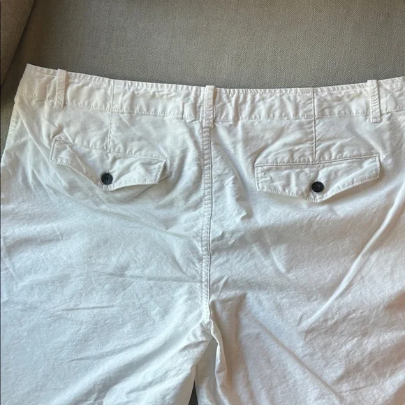 JF J.Ferrar Men's White Flat Front Shorts (NWOT) - Picture 6 of 6